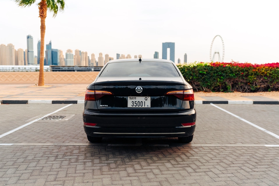 Car rental Volkswagen Jetta in Dubai 2021 (black)