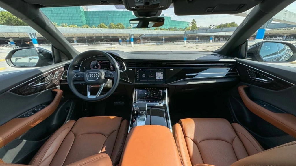 Car rental Audi Q8 in Dubai 2024 (black)