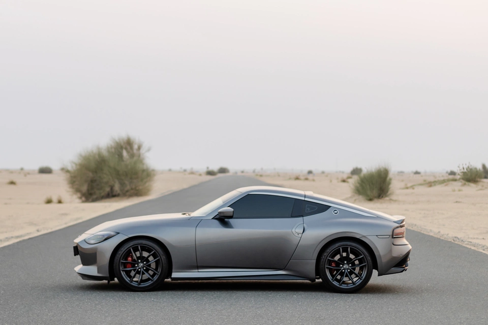 Car rental Nissan 370Z in Dubai 2023 (grey)