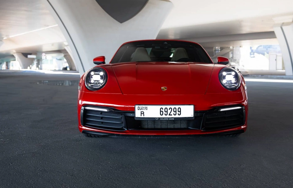 Аренда Порше 911-Тарга в Дубае 2023 (красный)
