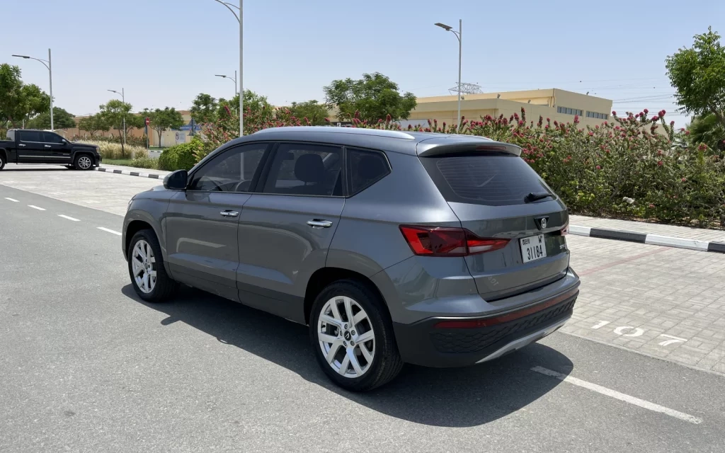 Car rental Volkswagen Jetta-VS5 in Dubai 2020 (grey-blue)