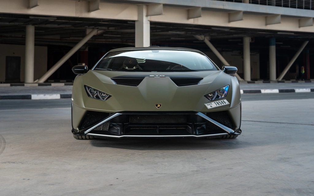 Car rental Lamborghini Huracan-STO in Dubai 2023 (green)