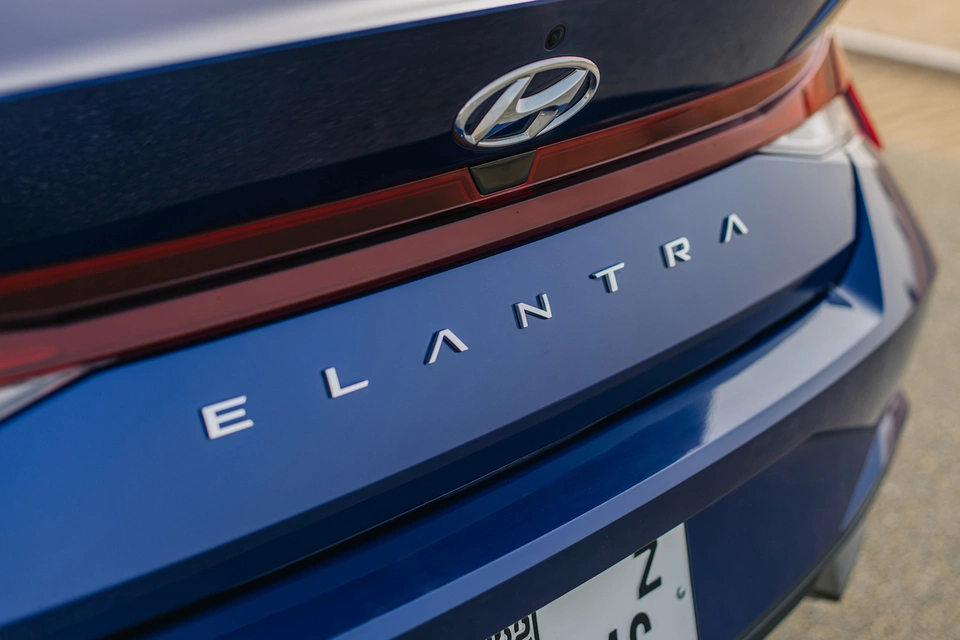 Car rental Hyundai Elantra in Dubai 2023 (blue)