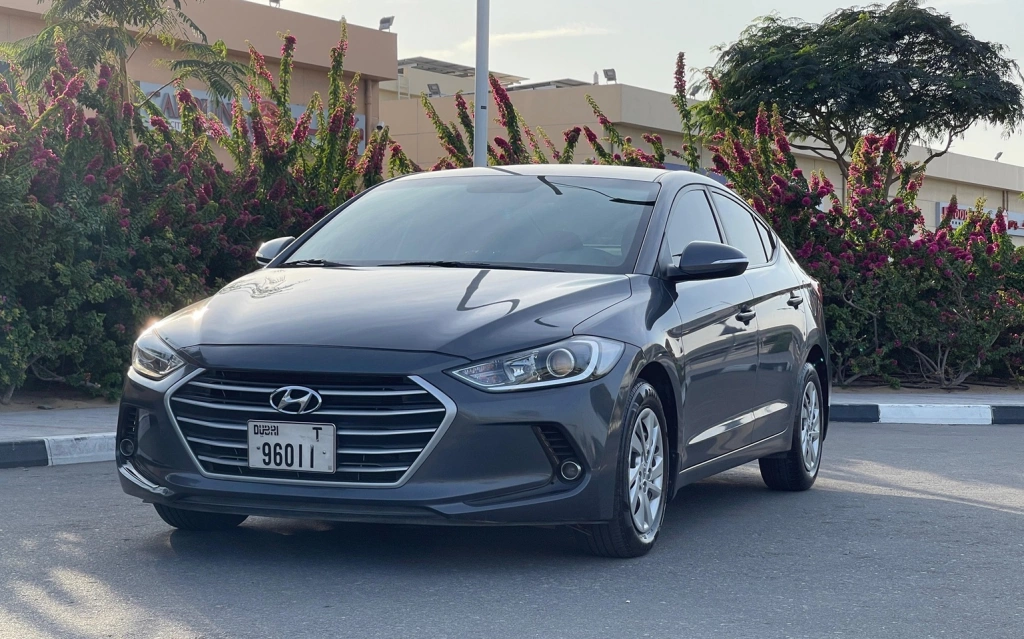 Car rental Hyundai Elantra in Dubai 2020 (grey)