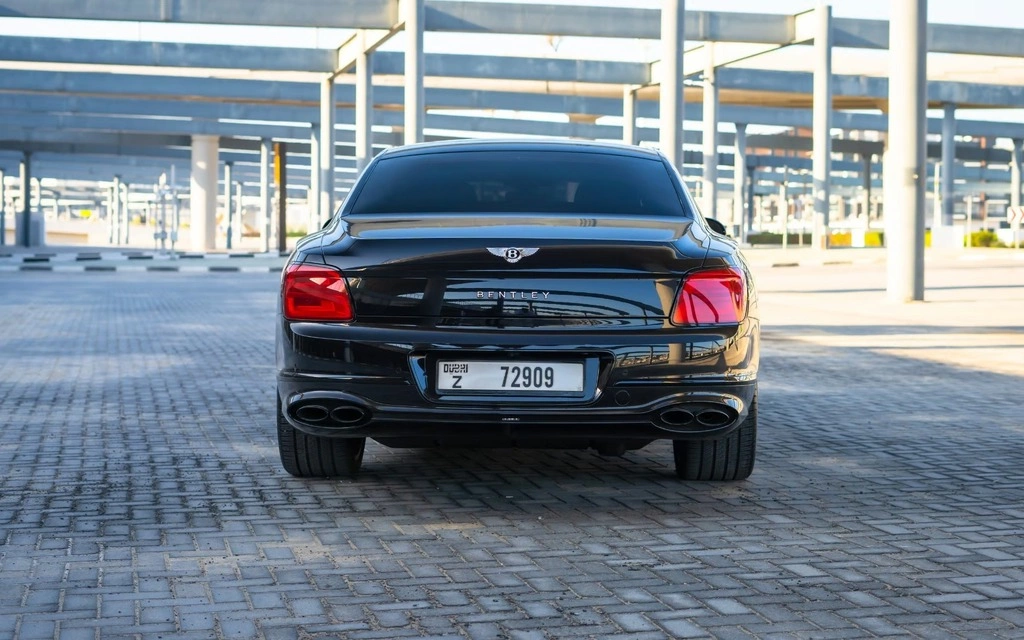 Car rental Bentley Flying-Spur in Dubai 2023 (black)