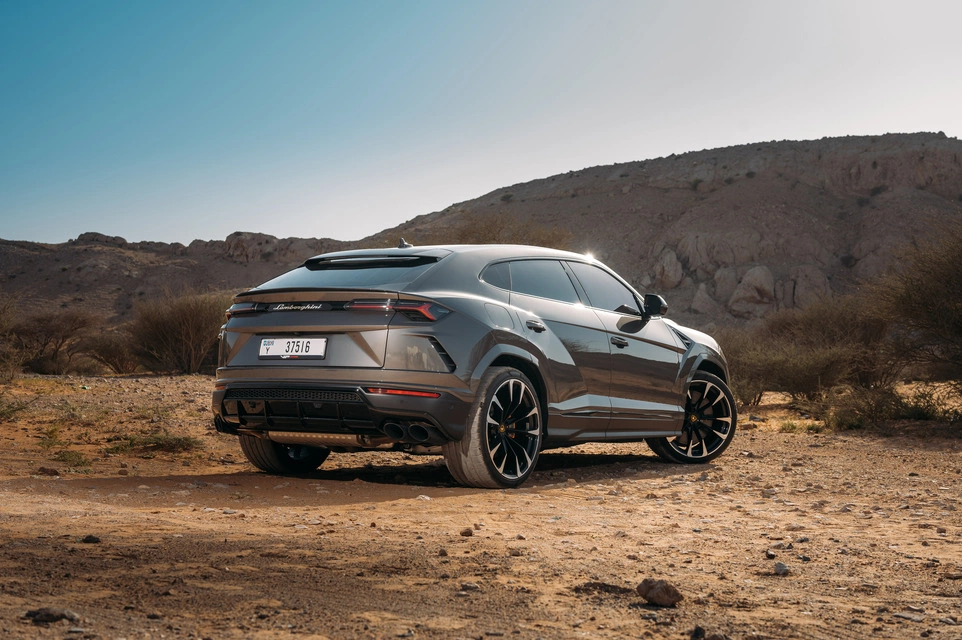 Car rental Lamborghini Urus in Dubai 2022 (dark-grey)