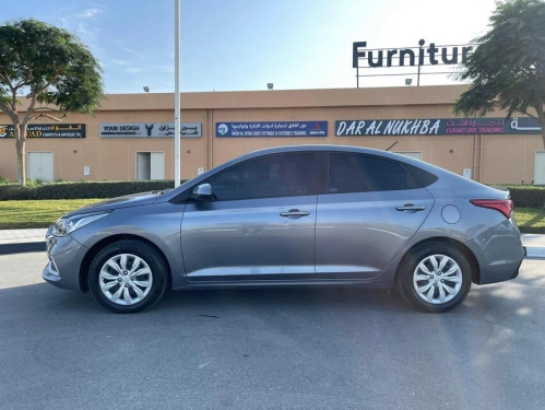 Car rental Hyundai Elantra in Dubai 2020 (grey)