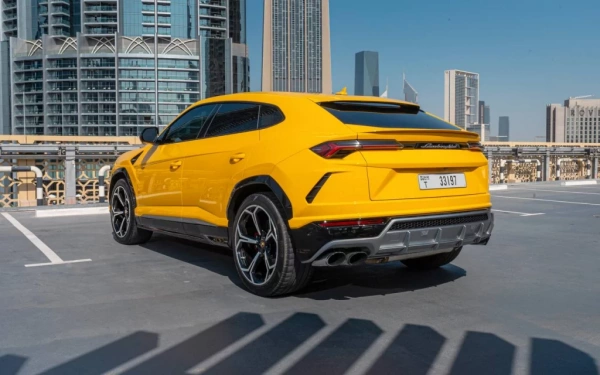 Car rental Lamborghini Urus in Dubai 2020 (yellow)