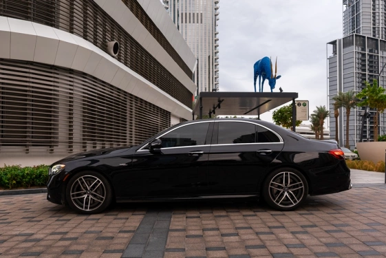 Car rental Mercedes E53-AMG in Dubai 2021 (black)