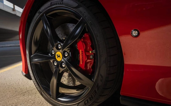 Car rental Ferrari Portofino in Dubai 2019 (red)