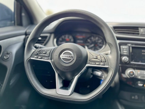 Car rental Nissan Rogue in Dubai 2019 (blue)