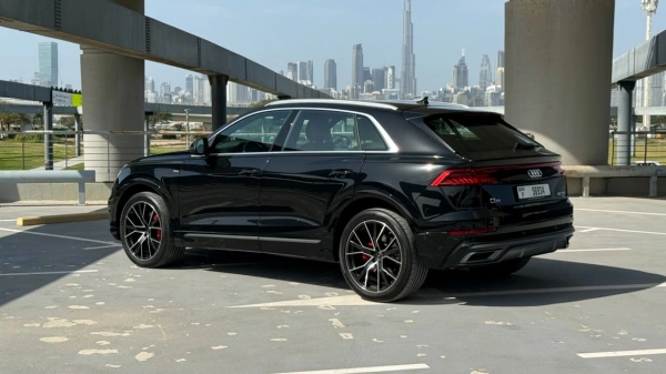 Car rental Audi Q8 in Dubai 2024 (black)