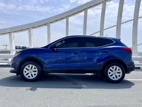 Car rental Nissan Rogue in Dubai 2019 (blue)
