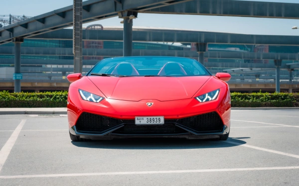 Car rental Lamborghini Huracan-Spyder in Dubai 2018 (red)