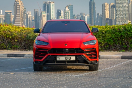 Car rental Lamborghini Urus in Dubai 2020 (red)