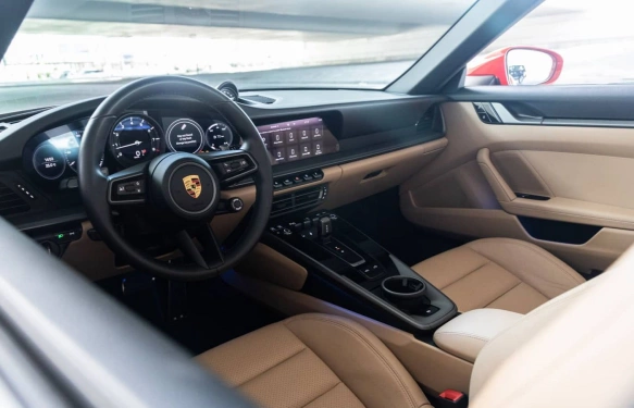 Аренда Порше 911-Тарга в Дубае 2023 (красный)