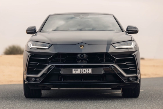 Car rental Lamborghini Urus in Dubai 2021 (grey)