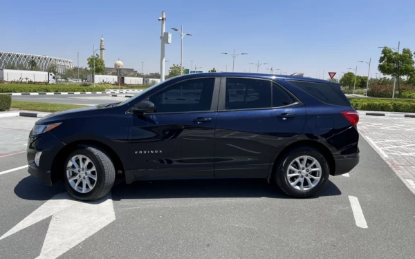 Car rental Chevrolet Equinox in Dubai 2020 (dark-blue)