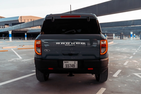 Car rental Ford Bronco in Dubai 2021 (blue)